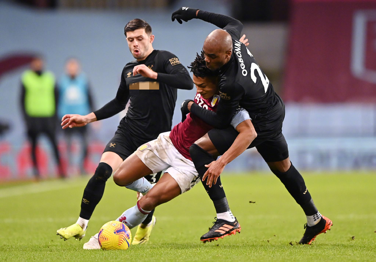 昔日师徒重逢 德赫亚与弗格森在卡灵顿温情再聚